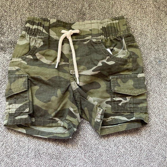 GAP Other - GAP Green Camouflage Kids Cargo Shorts